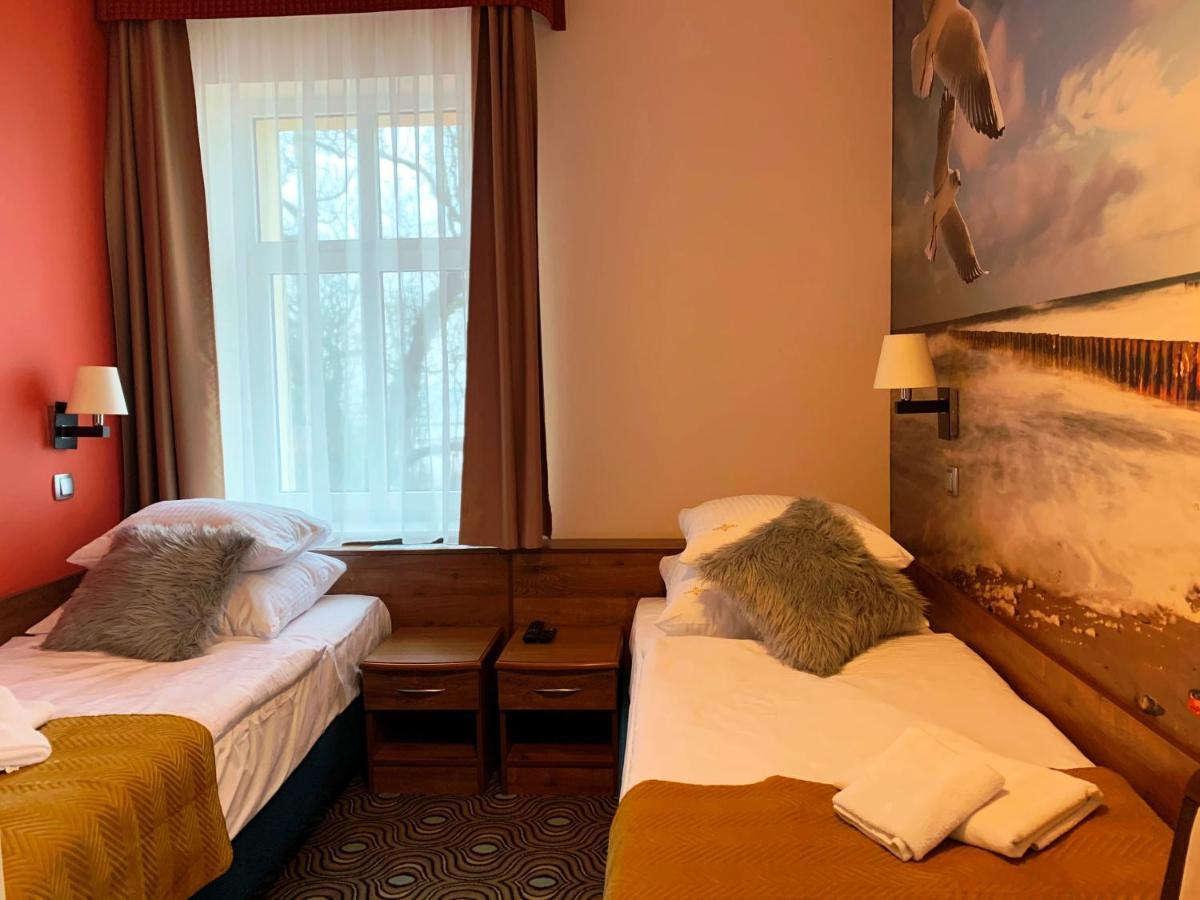 Dw California Bed & Breakfast Rewal Eksteriør bilde