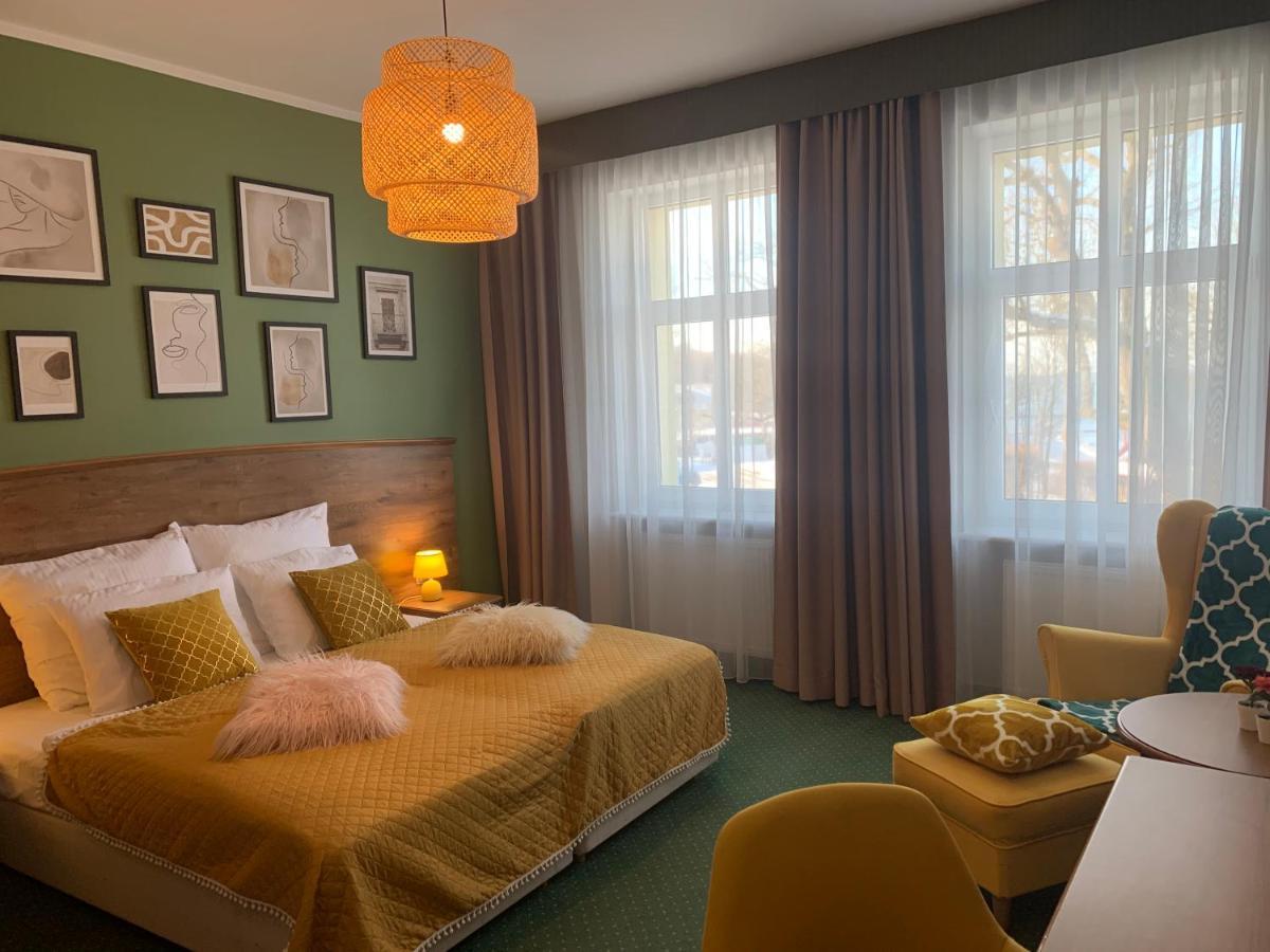 Dw California Bed & Breakfast Rewal Eksteriør bilde